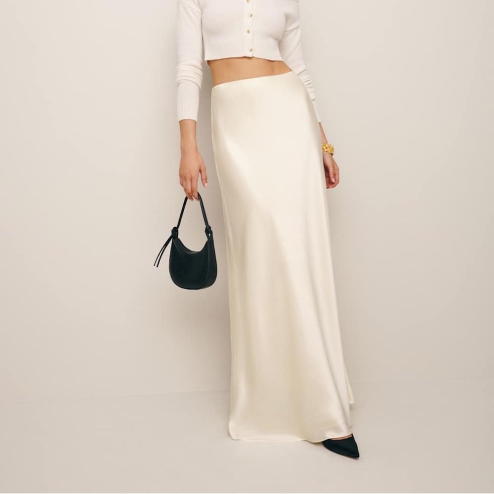 NWT Reformation Bella Silk Skirt in Fior Di Latte Size L